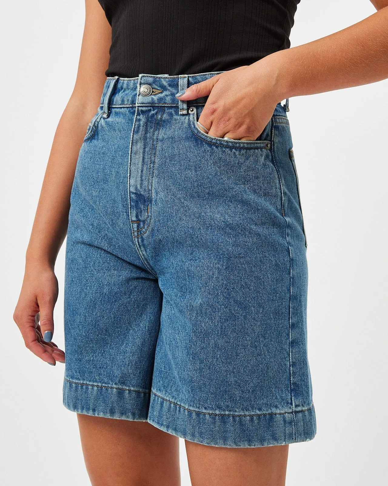 dennissa shorts 9768