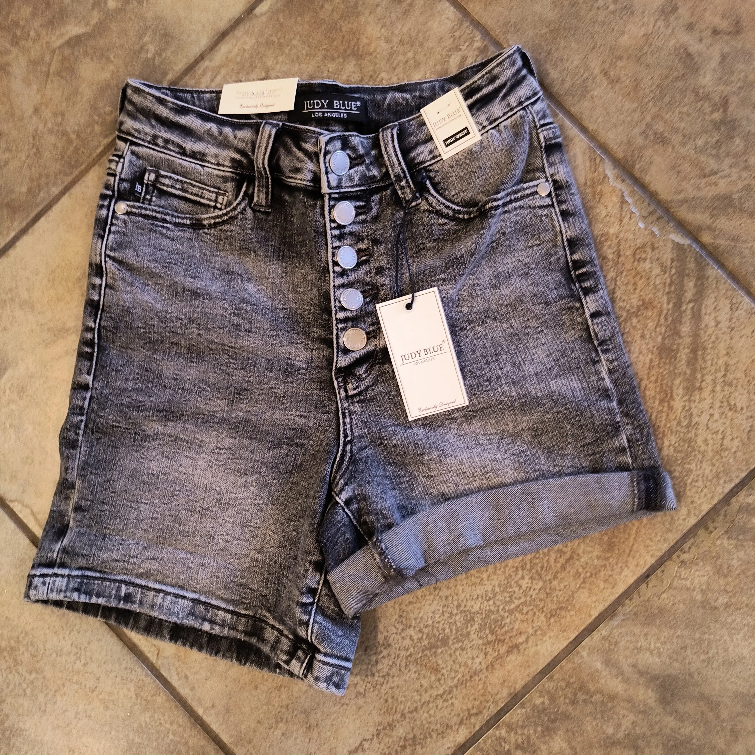 Judy Blue | Hi Waist Button Fly Black Washed Shorts