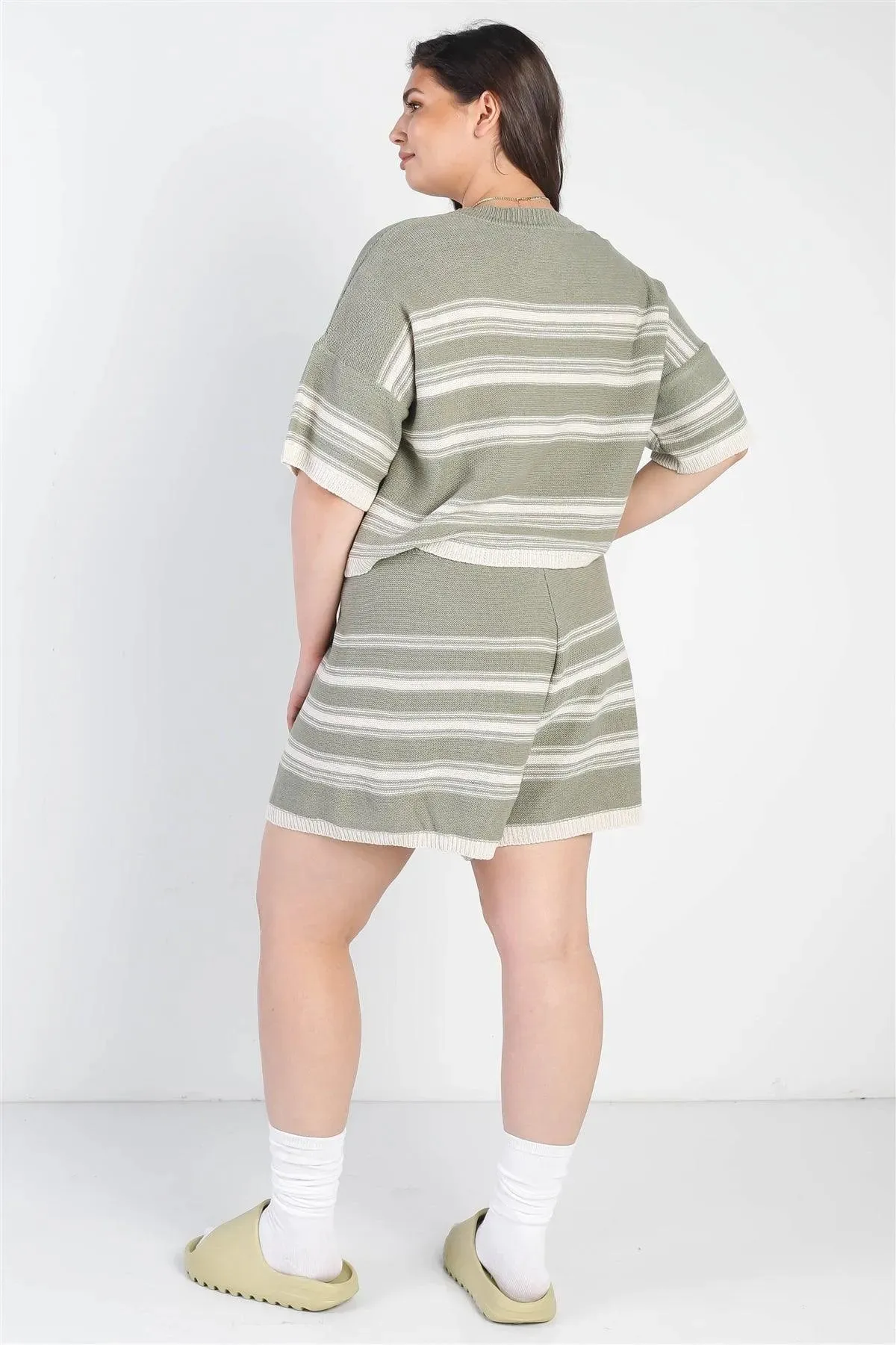 Junior Plus Olive Striped Knit Short Sleeve Crop Top High Waist Shorts Set /3-2-1